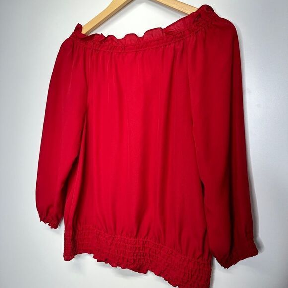 Joie Women’s Red Off Shoulder Tie Up Front Blouse Size Medium - Picture 4 of 8